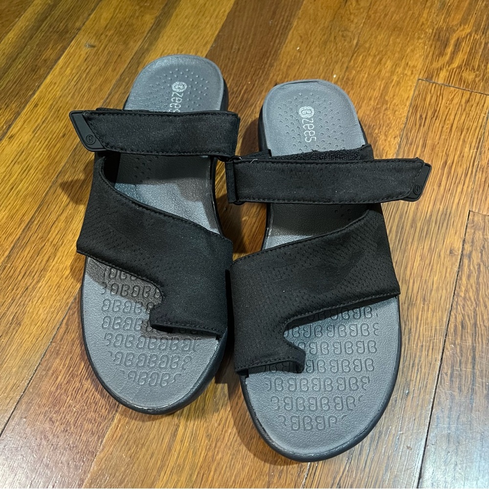 Bzees Black Slip-On Sandal Slides